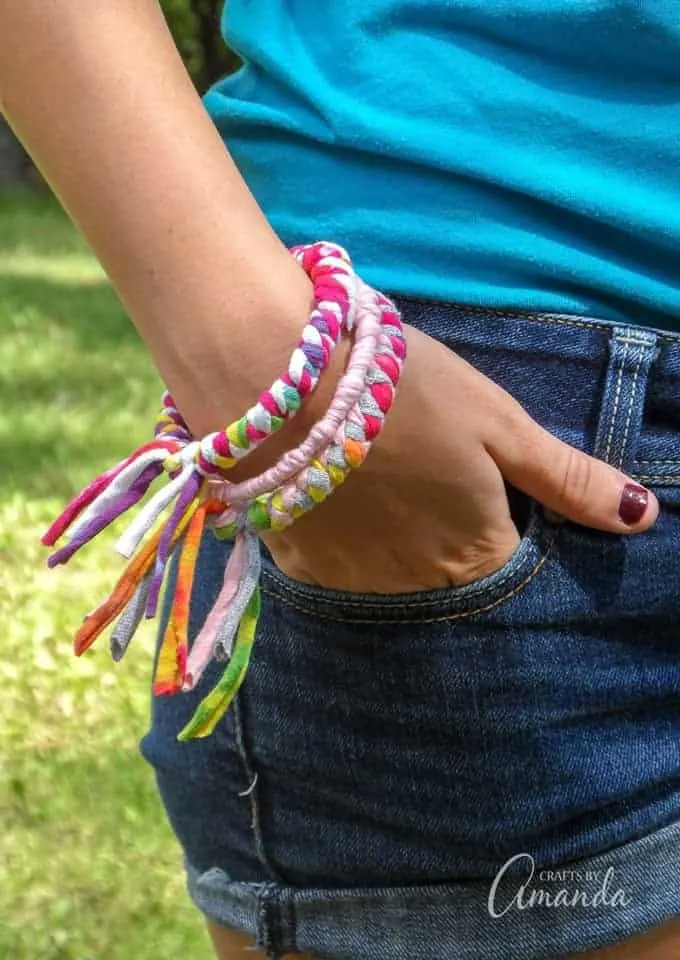 upcycled t-shirt bracelets