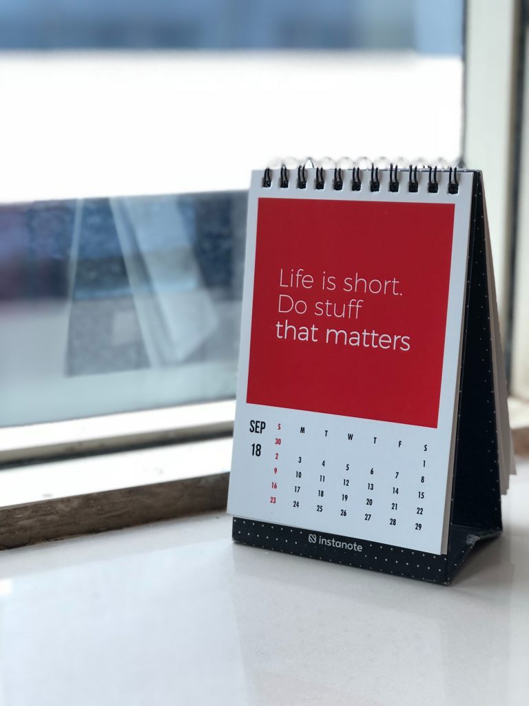 calendar with inspirational notes