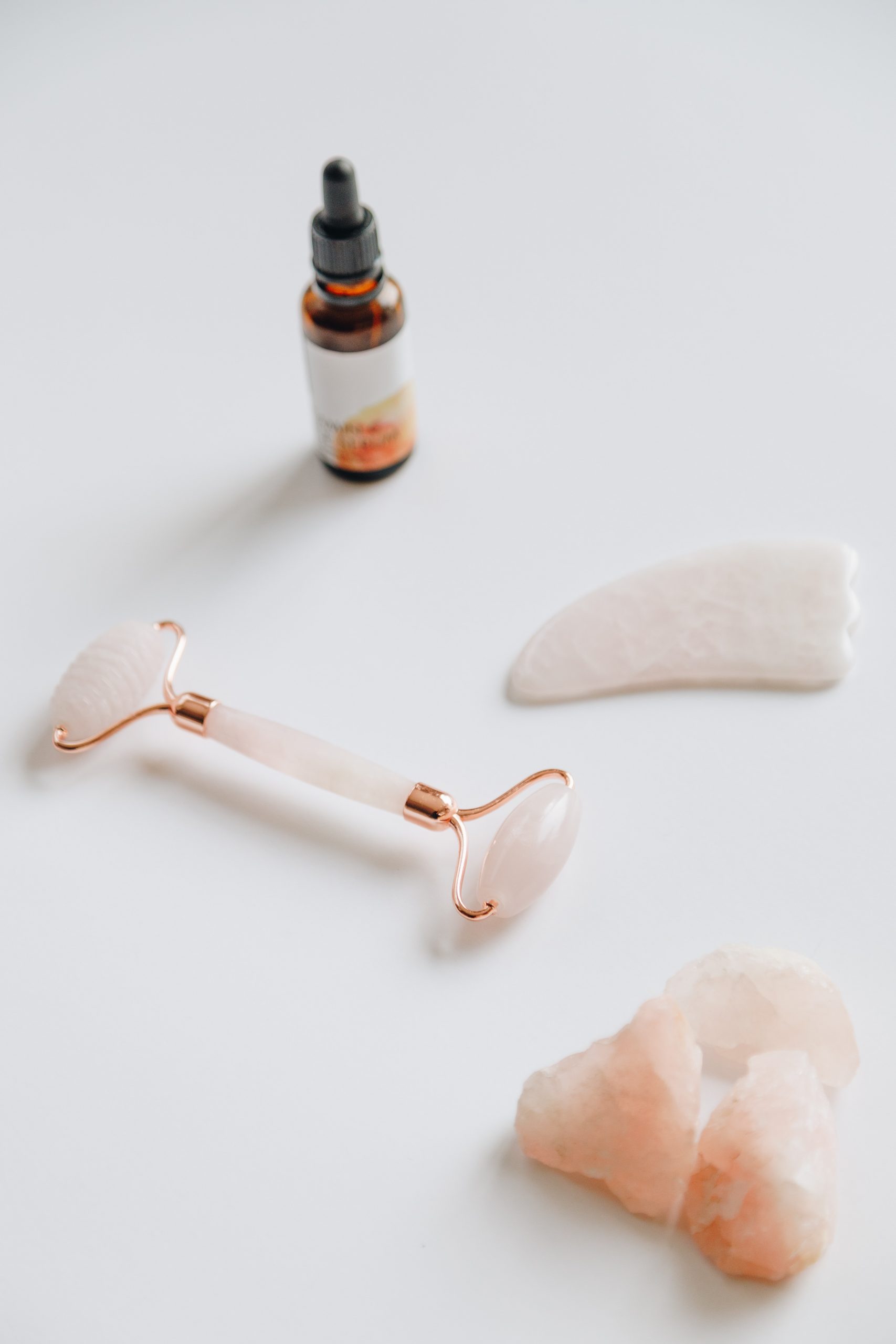 Best Facial Oil for Gua Sha: 15 Beauty Oils to Try Today