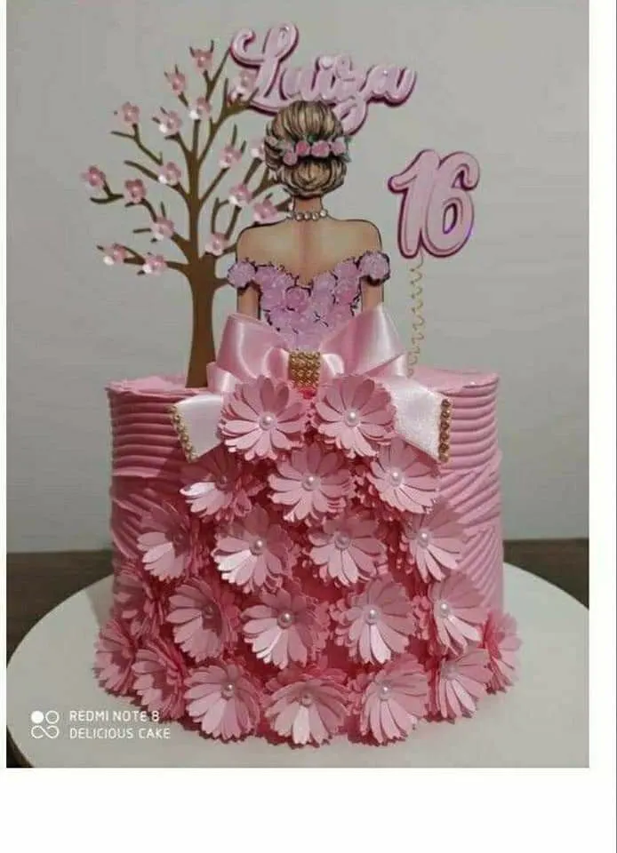 Sweet 16 Pink Dress Cake
