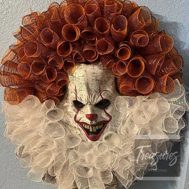 Halloween Wreath Creepy IT themed wreath Pennywise themed wreath Creepy Clown Wreath Terrifying Front Door Wreath Spooky Fall Wreath