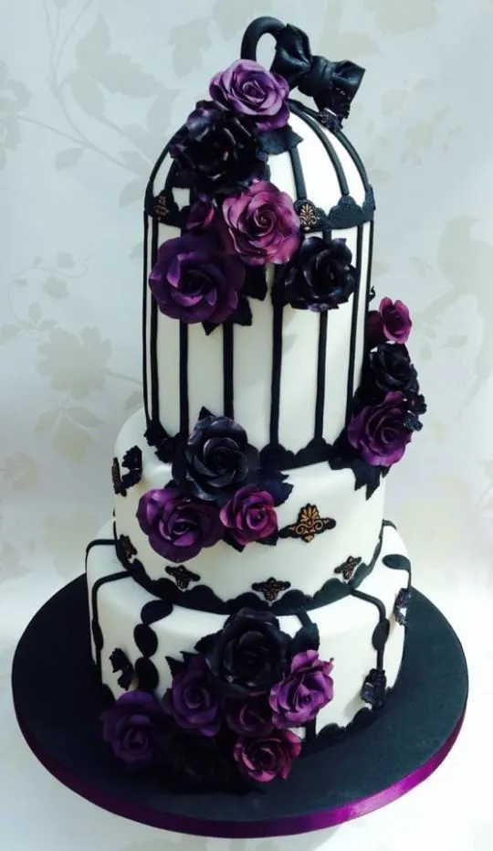 Black and purple roses wedding cake