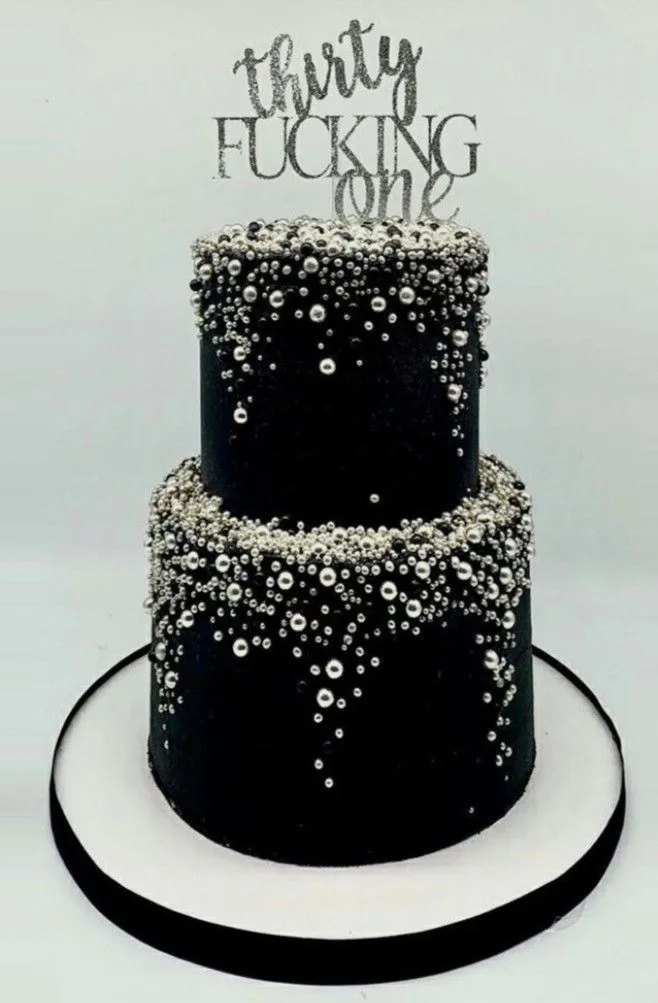 black cakes 2