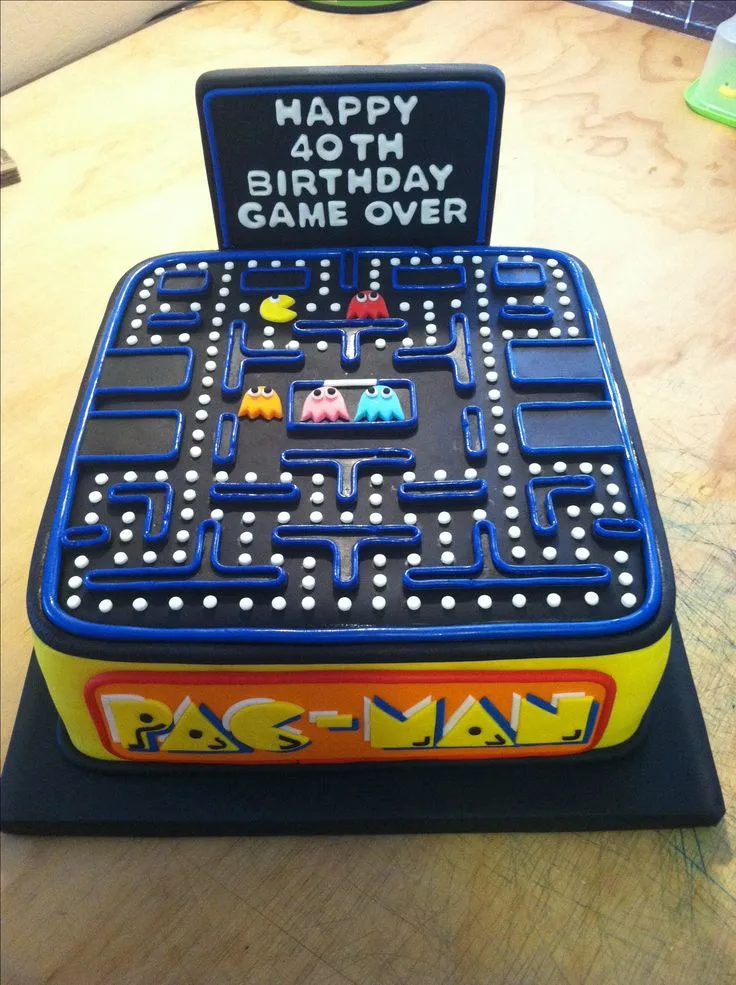 Pac Man Cake