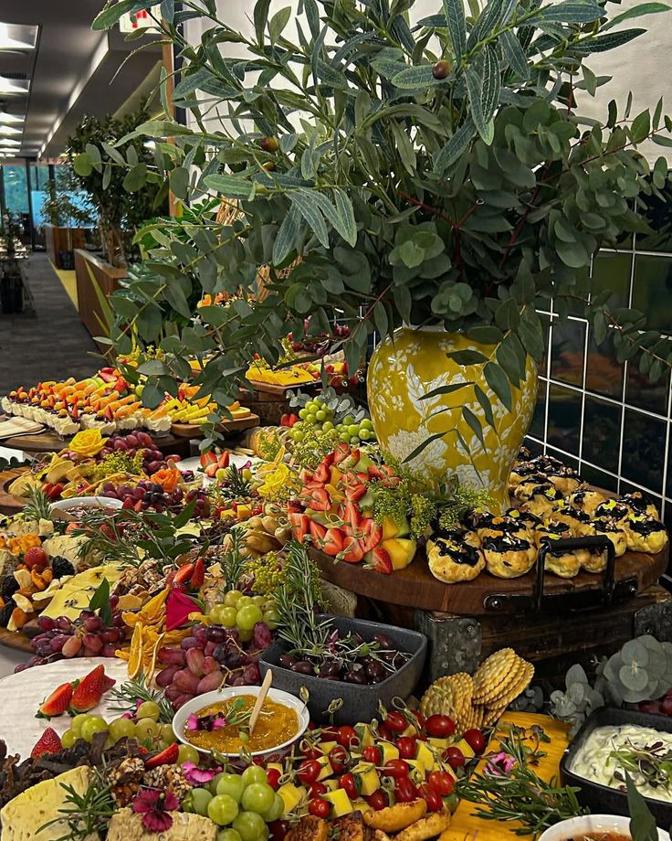 grazing table • Instagram 7