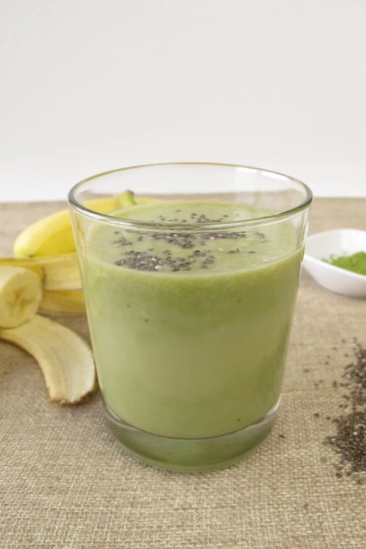 make ahead breakfast ideas macha chia smoothie