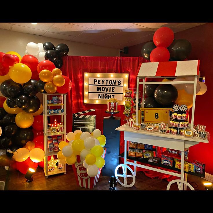 moviethemeparty &bull; Instagram