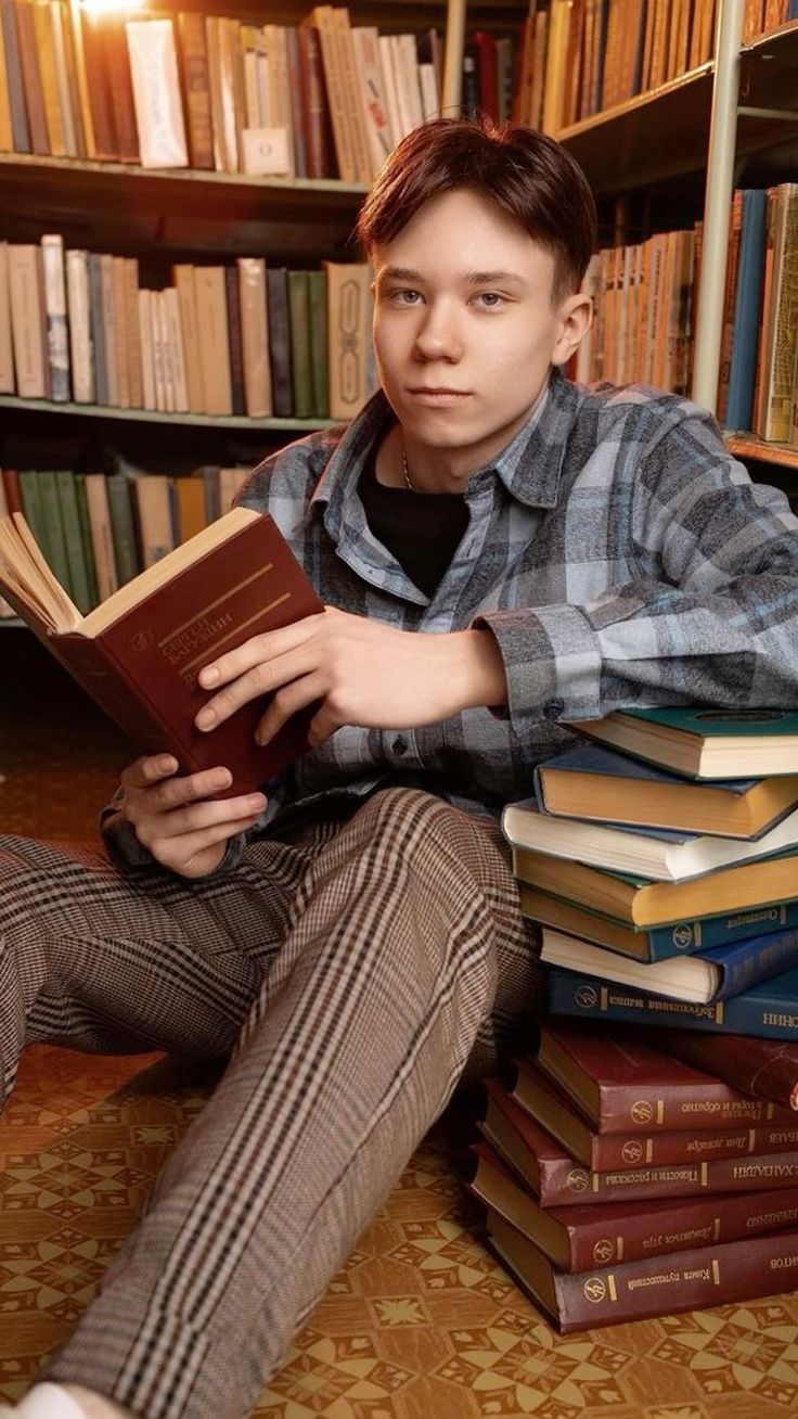senior pic guy library