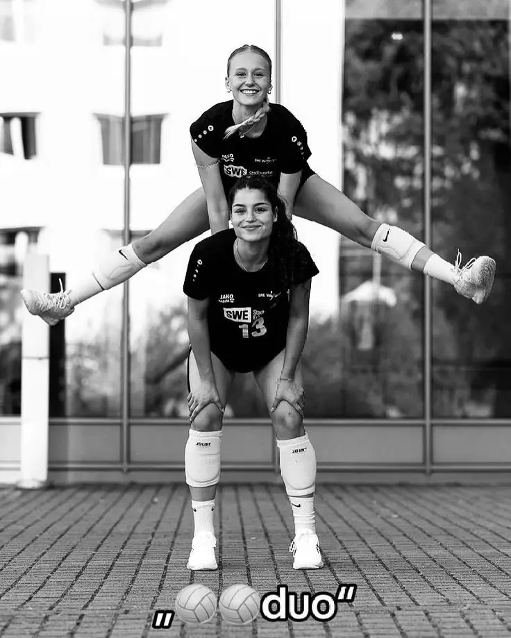 Volleyball Media Day Pose