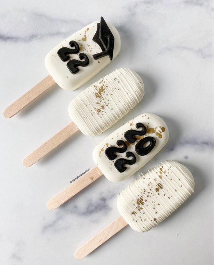 Graduation Cake Pops