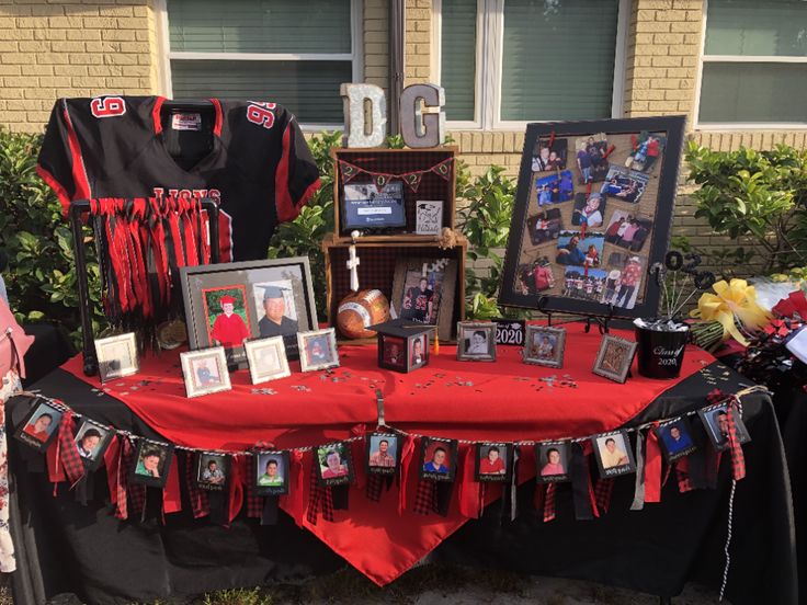 Milestone display table graduation party