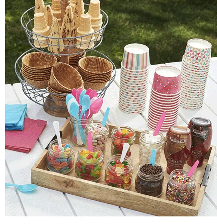 Ice Cream Bar Station Grad Party